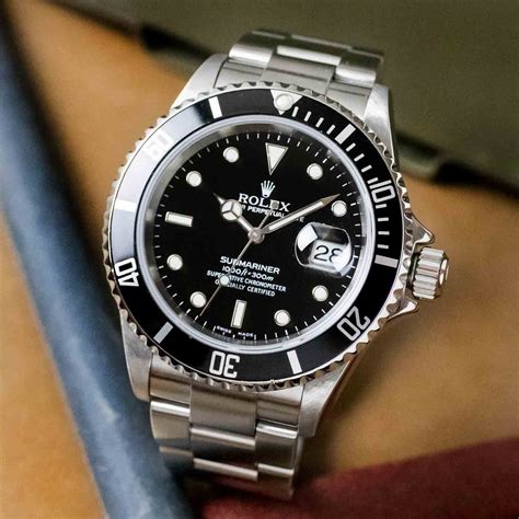 rolex submariner 16610 glide lock|Rolex Submariner 16610 for sale.